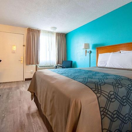 Econo Lodge Kent Esterno foto
