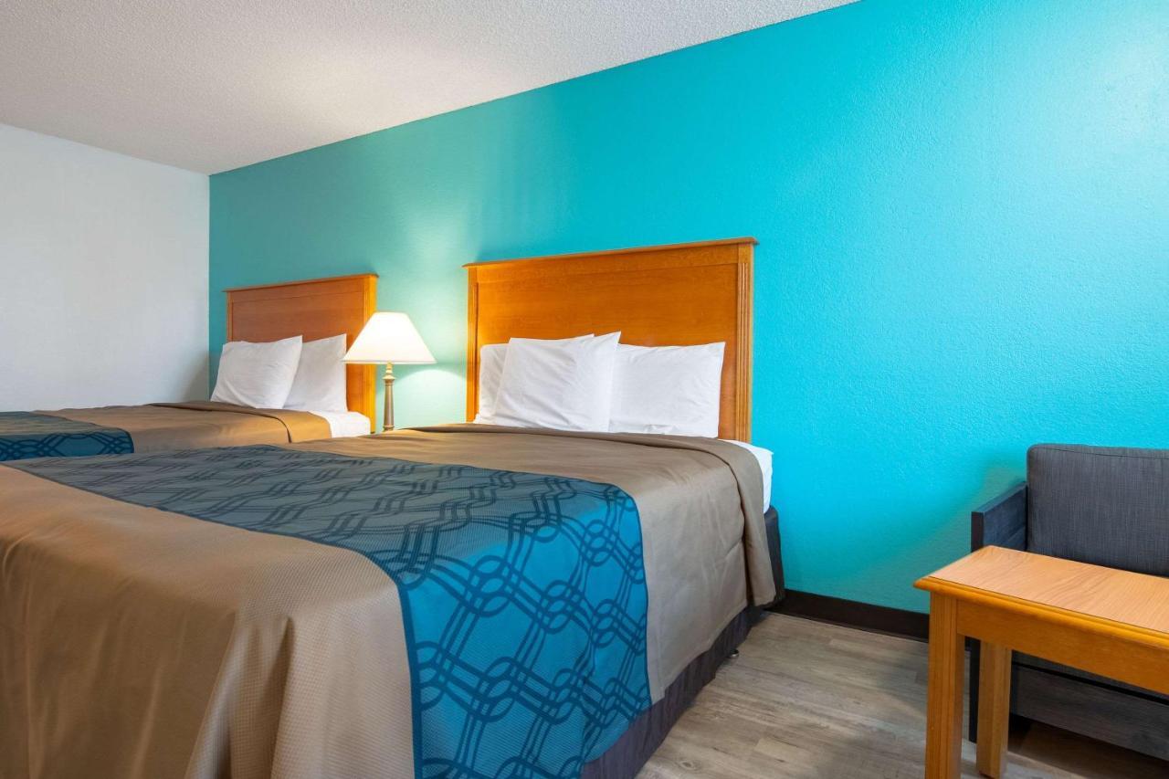 Econo Lodge Kent Esterno foto