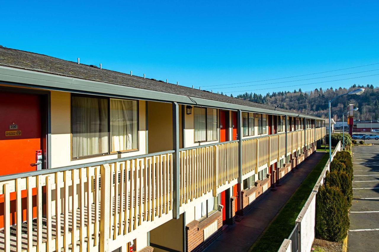 Econo Lodge Kent Esterno foto