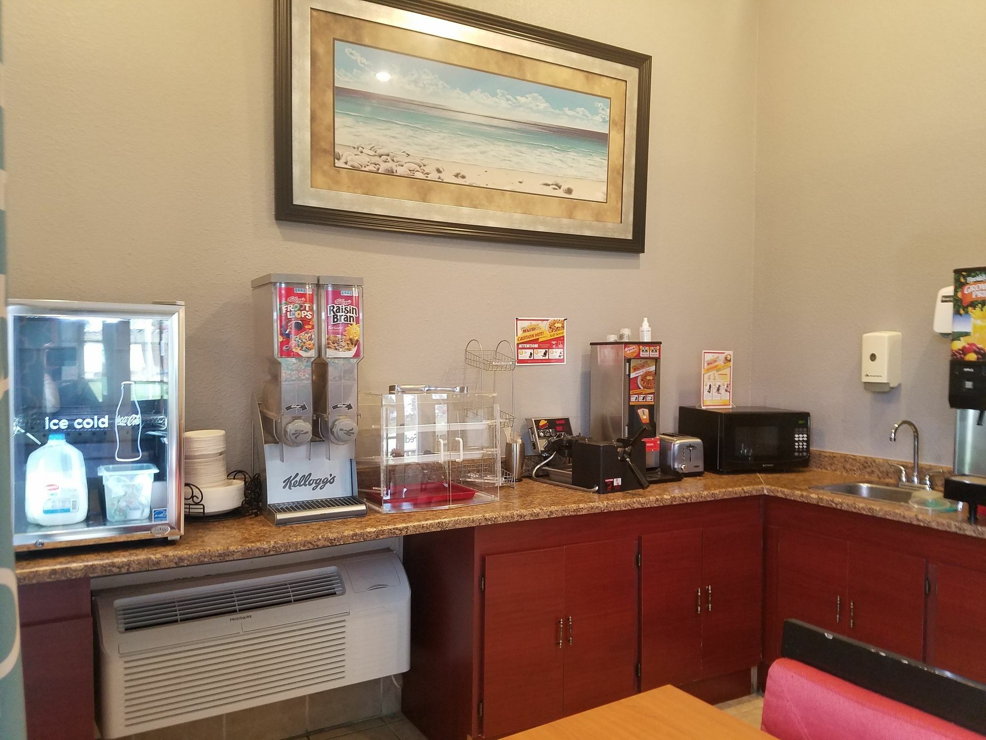 Econo Lodge Kent Esterno foto