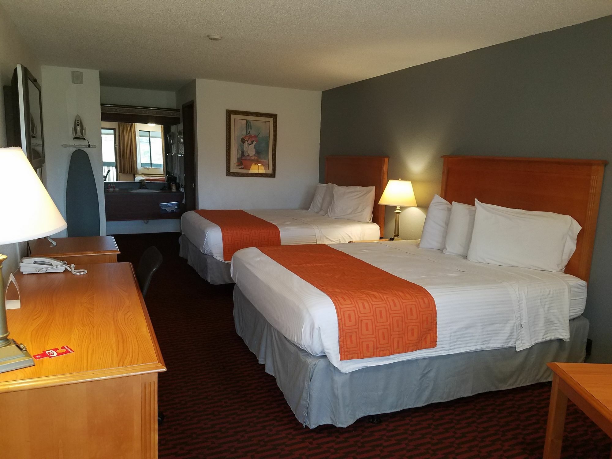 Econo Lodge Kent Esterno foto